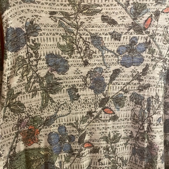 LuLaRoe Sarah - Picture 3 of 4